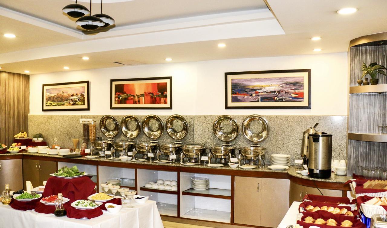 Hotel Arts Katmandu Kültér fotó